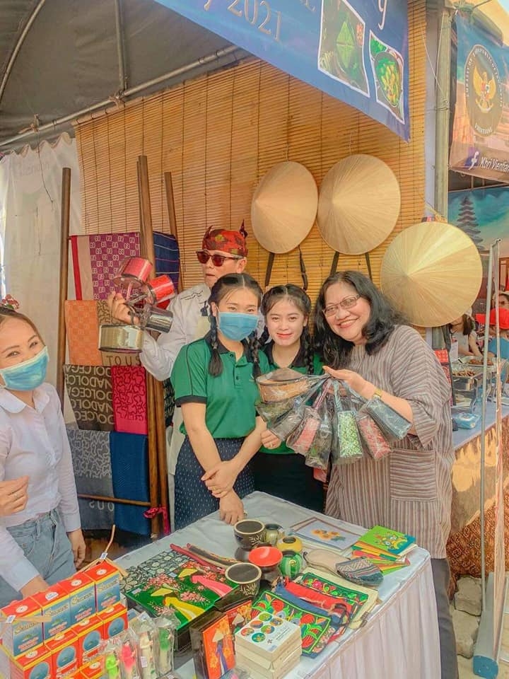 Vietnam introduces diversity of traditional foods in lao food festival